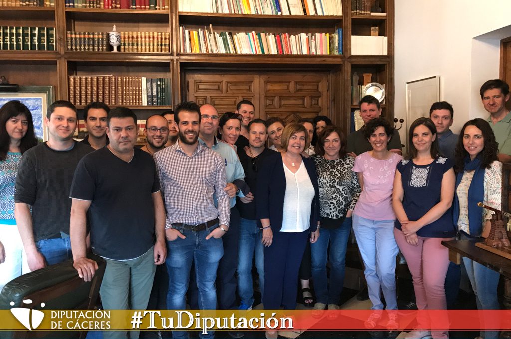 La presidenta con los operadores TIC